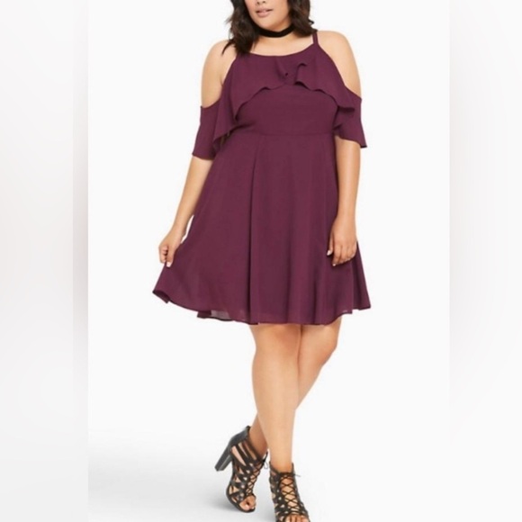 Charlotte Russe Burgundy Cold-Shoulder Halter Ruffles  Plus Size Chiffon Dress - Picture 1 of 10